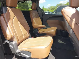 2017 Chrysler Pacifica Limited with VIN 2C4RC1GG9HR786079, listed as a IAAI auction lot 42331526 with 75,329 mi miles and . Bid and sale history available at DreamBid. Image 8.