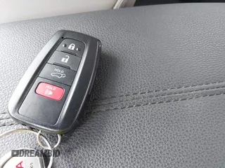 2021 Toyota RAV4 XLE Premium с VIN 2T3C1RFV9MC108170, выставлен на аукционе IAAI как лот 42099817 с пробегом 52 076 миль миль и . История ставок и продаж доступна на DreamBid. Изображение 11.