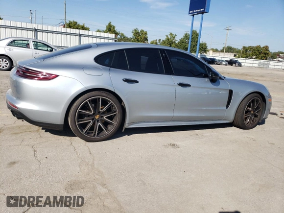 2018 Porsche Panamera 4S z VIN WP0AB2A78JL135569, wystawiony jako Copart lot #71446384 z przebiegiem Nie podano mil oraz Czysty tytuł • Clean title. Historia ofert i sprzedaży dostępna na DreamBid. Obrazek 3.