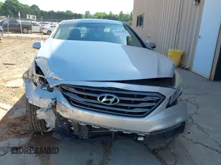 2016 Hyundai Sonata Sport z VIN 5NPE34AF4GH343690, wystawiony jako IAAI lot #42159563 z przebiegiem 169 166 mil mil oraz . Historia ofert i sprzedaży dostępna na DreamBid. Obrazek 6.