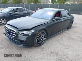2022 Mercedes-Benz S 500 with VIN W1K6G6DB0NA148354, listed as a IAAI auction lot 41724082 with 34,116 mi miles and . Bid and sale history available at DreamBid. Image 2.