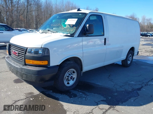 2022 GMC Savana Cargo Van with VIN 1GTW7AFP0N1140082, listed as a IAAI auction lot 41532664 with 51,991 mi miles. Bid and sale history available at carsss.com. Image 2.