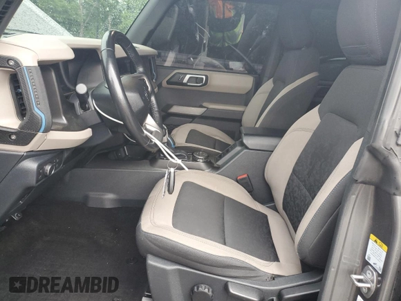 2022 Ford Bronco с VIN 1FMEE5DP5NLB44740, выставлен на аукционе Copart как лот 54820505 с пробегом 49 767 миль миль и Списание • Salvage title. История ставок и продаж доступна на DreamBid. Изображение 7.