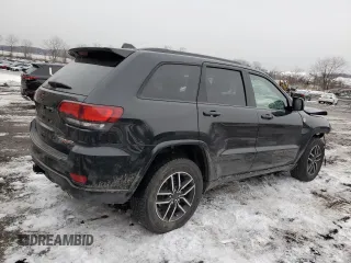 2021 Jeep Grand Cherokee Trailhawk with VIN 1C4RJFLT3MC581673, listed as a Copart auction lot 44993235 with 18,227 mi miles and Salvage Title. Bid and sale history available at carsss.com. Image 3.