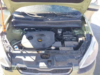2013 Kia Soul + z VIN KNDJT2A67D7518517, wystawiony jako IAAI lot #41672301 z przebiegiem Nie podano mil oraz . Historia ofert i sprzedaży dostępna na DreamBid. Obrazek 10.