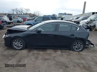 2021 Mazda 3 S with VIN 3MZBPAAL5MM254841, listed as a IAAI auction lot 41667796 with 27,640 mi miles and . Bid and sale history available at carsss.com. Image 14.