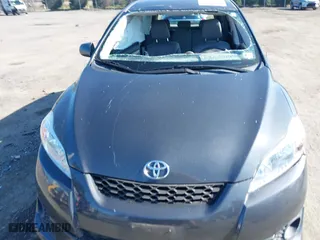2010 Toyota Matrix with VIN 2T1KU4EE6AC385760, listed as a IAAI auction lot 41929939 with 209,599 mi miles. Bid and sale history available at carsss.com. Image 13.