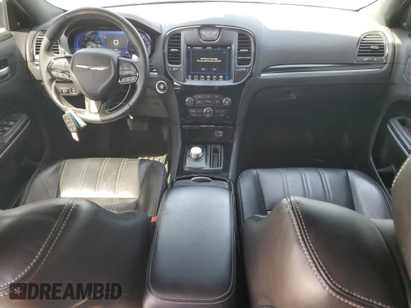 2022 Chrysler 300 S with VIN 2C3CCABG8NH184406, listed as a Copart auction lot 48822155 with 38,899 mi miles and Salvage title. Bid and sale history available at DreamBid. Image 8.