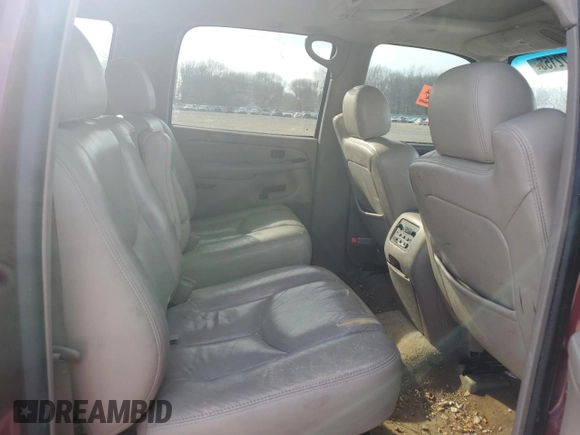 2004 Chevrolet Suburban LS with VIN 3GNFK16Z74G230403, listed as a Copart auction lot 48772155 with 0 mi miles and Salvage Title. Bid and sale history available at carsss.com. Image 11.