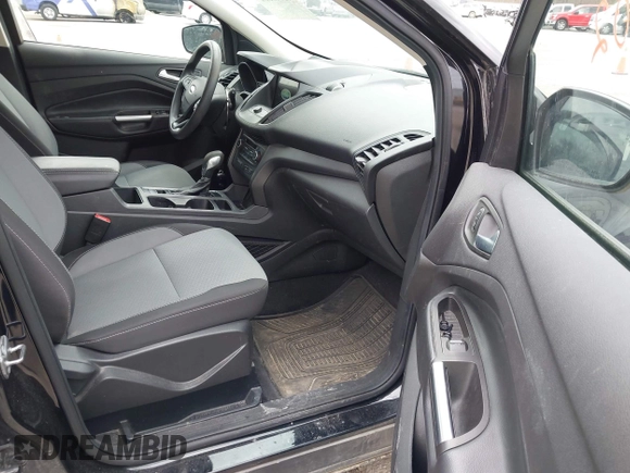 2019 Ford Escape SE z VIN 1FMCU9GD8KUB56356, wystawiony jako IAAI lot #42048802 z przebiegiem 109 356 mil mil oraz . Historia ofert i sprzedaży dostępna na DreamBid. Obrazek 5.