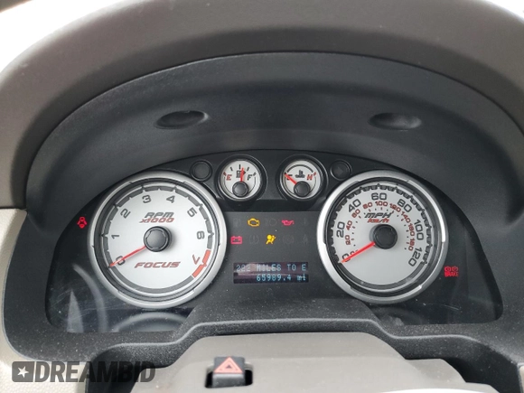 2010 Ford Focus SE with VIN 1FAHP3FN4AW118236, listed as a Copart auction lot 52704925 with 65,989 mi miles and Salvage Title. Bid and sale history available at DreamBid. Image 9.