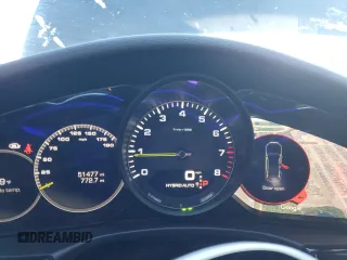 2018 Porsche Panamera 4 E-Hybrid z VIN WP0AE2A70JL177743, wystawiony jako Copart lot #88888935 z przebiegiem 51 477 mil mil oraz Szkoda całkowita • Salvage title. Historia ofert i sprzedaży dostępna na DreamBid. Obrazek 9.
