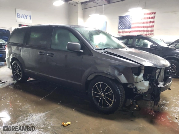 2019 Dodge Grand Caravan GT with VIN 2C4RDGEG0KR641023, listed as a Copart auction lot 44580185 with 97,633 mi miles and Salvage Title. Bid and sale history available at carsss.com. Image 4.