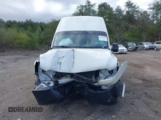 2021 Nissan NV Cargo SV z VIN 1N6BF0LYXMN800271, wystawiony jako IAAI lot #41847197 z przebiegiem 180 913 mil mil oraz . Historia ofert i sprzedaży dostępna na DreamBid. Obrazek 12.