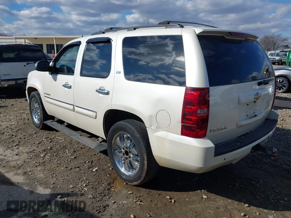 2008 Chevrolet Tahoe LTZ with VIN 1GNFC13J18R263835, listed as a IAAI auction lot 41415381 with 308,477 mi miles and . Bid and sale history available at DreamBid. Image 6.