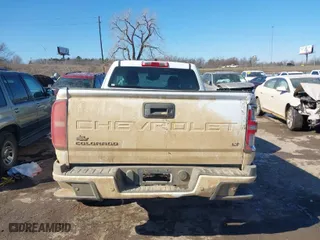 2021 Chevrolet Colorado 2WD LT with VIN 1GCHSCEA0M1280387, listed as a IAAI auction lot 41572295 with 63,710 mi miles. Bid and sale history available at carsss.com. Image 17.