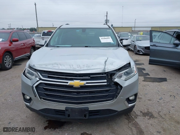 2019 Chevrolet Traverse LT Cloth with VIN 1GNERGKW2KJ291739, listed as a IAAI auction lot 41606802 with 114,608 mi miles. Bid and sale history available at carsss.com. Image 12.