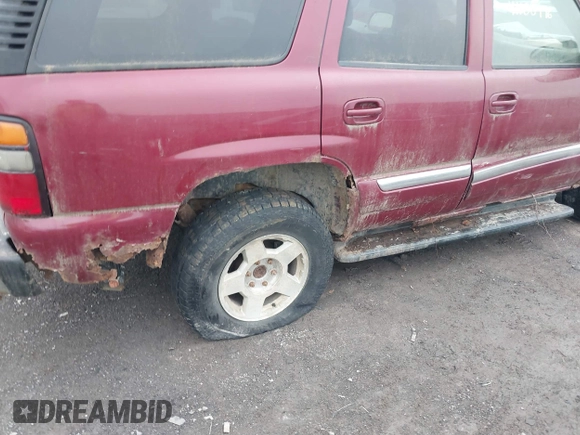 2005 GMC Yukon SLT with VIN 1GKEK13T85R206590, listed as a IAAI auction lot 41100996 with 1 mi miles. Bid and sale history available at carsss.com. Image 6.