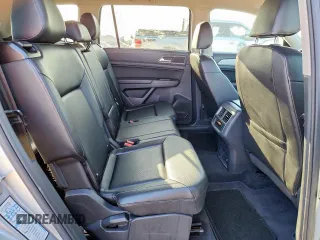 2018 Volkswagen Atlas SE with VIN 1V2CR2CA1JC527059, listed as a Copart auction lot 62957875 with 140,337 mi miles and Salvage title. Bid and sale history available at DreamBid. Image 11.