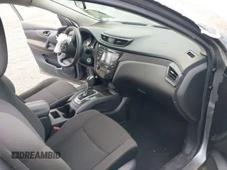 2017 Nissan Rogue SL z VIN JN1BJ1CR5HW105313, wystawiony jako IAAI lot #40411748 z przebiegiem 60 970 mil mil oraz . Historia ofert i sprzedaży dostępna na DreamBid. Obrazek 5.