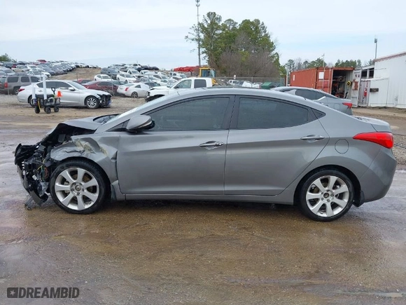 2013 Hyundai Elantra GLS PZEV with VIN 5NPDH4AE9DH421381, listed as a IAAI auction lot 41435537 with 253,528 mi miles. Bid and sale history available at carsss.com. Image 14.