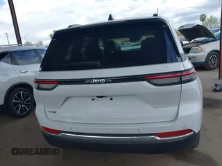2023 Jeep Grand Cherokee with VIN 1C4RJYB60PC650900, listed as a IAAI auction lot 41773825 with 19,243 mi miles and . Bid and sale history available at DreamBid. Image 17.
