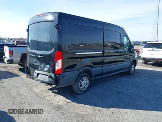 2016 Ford Transit Cargo z VIN 1FTYR2CM0GKB51759, wystawiony jako IAAI lot #41602091 z przebiegiem 158 997 mil mil oraz . Historia ofert i sprzedaży dostępna na DreamBid. Obrazek 4.