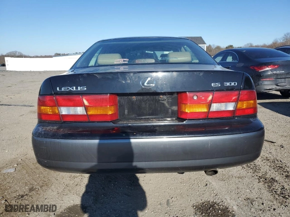 1998 Lexus ES 300 Luxury Sport Sdn with VIN JT8BF28G0W0137645, listed as a Copart auction lot 89051955 with 155,010 mi miles and Non Repairable. Bid and sale history available at carsss.com. Image 6.