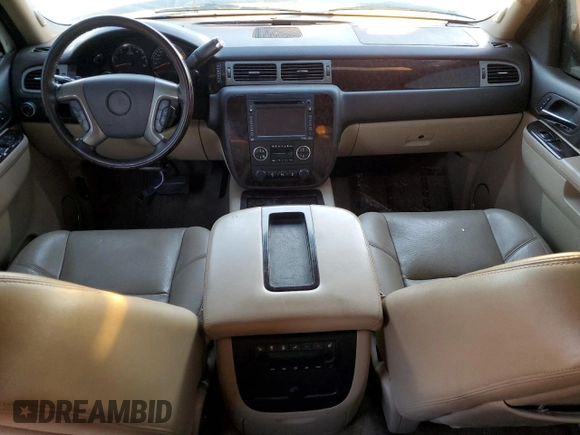 2014 GMC Yukon Denali z VIN 1GKS1EEF7ER180648, wystawiony jako Copart lot #79656084 z przebiegiem Nie podano mil oraz Szkoda całkowita • Salvage title. Historia ofert i sprzedaży dostępna na DreamBid. Obrazek 8.