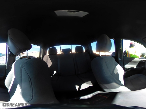 2019 Toyota Tacoma 4WD SR5 with VIN 3TMDZ5BN1KM079305, listed as a IAAI auction lot 41247804 with 98,494 mi miles. Bid and sale history available at carsss.com. Image 18.
