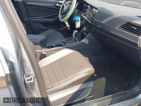 2023 Volkswagen Jetta SE with VIN 3VW7M7BU5PM025914, listed as a IAAI auction lot 42377849 with 33,138 mi miles and . Bid and sale history available at DreamBid. Image 5.