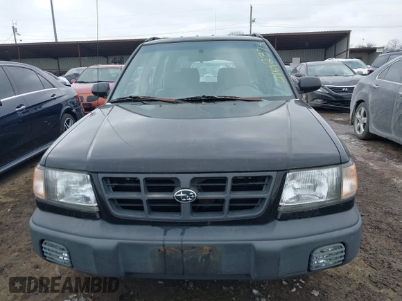 1999 Subaru Forester L with VIN JF1SF6351XH702931, listed as a IAAI auction lot 41612373 with 149,171 mi miles. Bid and sale history available at carsss.com. Image 6.