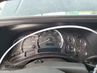 2005 Cadillac Escalade with VIN 1GYEK63NX5R161446, listed as a Copart auction lot 53835595 with 338,356 mi miles and Salvage title. Bid and sale history available at DreamBid. Image 9.