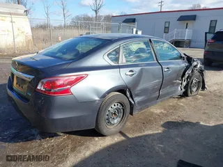 2013 Nissan Altima 2.5 S with VIN 1N4AL3AP1DC154638, listed as a IAAI auction lot 41596733 with 90,041 mi miles. Bid and sale history available at carsss.com. Image 4.