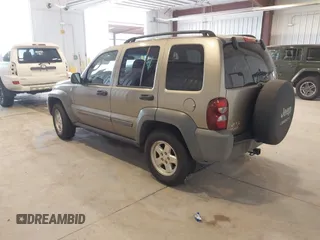 2005 Jeep Liberty Sport with VIN 1J4GL48K85W717487, listed as a IAAI auction lot 42082744 with 103,888 mi miles and . Bid and sale history available at carsss.com. Image 3.