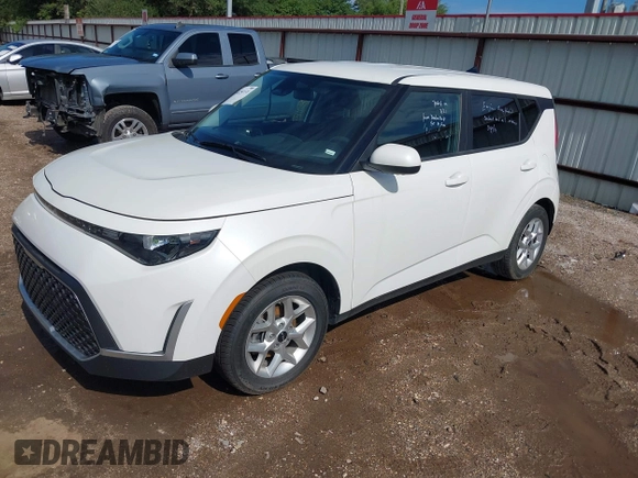 2023 Kia Soul LX with VIN KNDJ23AU8P7861431, listed as a IAAI auction lot 42234031 with 35,397 mi miles and . Bid and sale history available at DreamBid. Image 18.