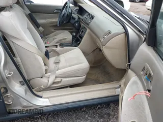 1997 Honda Accord LX with VIN 1HGCD563XVA027015, listed as a IAAI auction lot 41740173 with 461,837 mi miles and . Bid and sale history available at carsss.com. Image 5.
