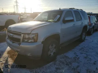 2013 Chevrolet Tahoe LS z VIN 1GNSKAE02DR354919, wystawiony jako Copart lot #88548315 z przebiegiem 297 784 mil mil oraz Szkoda całkowita • Salvage title. Historia ofert i sprzedaży dostępna na DreamBid. Obrazek 1.