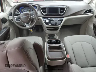 2018 Chrysler Pacifica Touring Plus with VIN 2C4RC1FG9JR108987, listed as a Copart auction lot 43200715 with 88,622 mi miles and Salvage title. Bid and sale history available at DreamBid. Image 8.