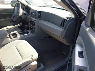 2006 Jeep Grand Cherokee Laredo with VIN 1J4GS48K16C251567, listed as a IAAI auction lot 41736953 with 222,519 mi miles. Bid and sale history available at carsss.com. Image 5.