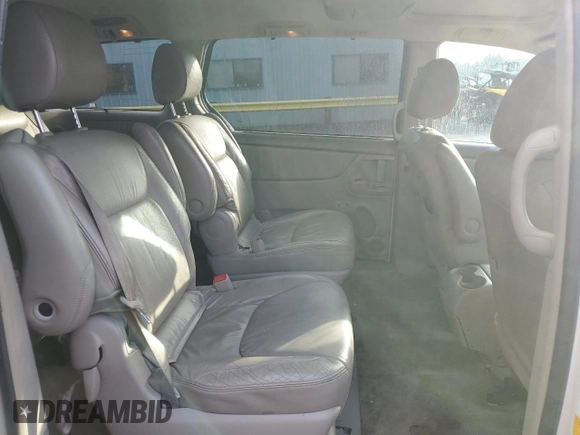 2010 Toyota Sienna XLE z VIN 5TDDK4CC3AS034036, wystawiony jako Copart lot #78494514 z przebiegiem 208 928 mil mil oraz Szkoda całkowita • Salvage title. Historia ofert i sprzedaży dostępna na DreamBid. Obrazek 12.