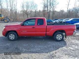 2011 Toyota Tacoma with VIN 5TFTX4CN4BX007289, listed as a IAAI auction lot 41152354 with 123,968 mi miles and . Bid and sale history available at DreamBid. Image 14.