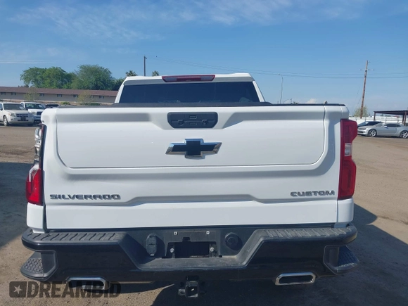 2021 Chevrolet Silverado 1500 Custom Trail Boss with VIN 3GCPYCEF1MG439764, listed as a IAAI auction lot 41868327 with 30,981 mi miles and . Bid and sale history available at DreamBid. Image 16.