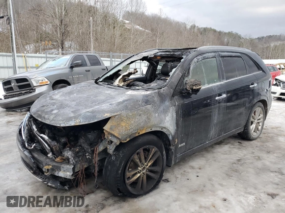 2014 Kia Sorento SX with VIN 5XYKWDA7XEG460312, listed as a Copart auction lot 88486615 with 0 mi miles and Salvage Title. Bid and sale history available at carsss.com. Image 1.
