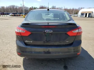 2014 Ford Focus SE with VIN 1FADP3F29EL297594, listed as a Copart auction lot 53249755 with 207,713 mi miles and Salvage Title. Bid and sale history available at carsss.com. Image 6.