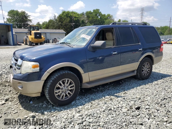 2013 Ford Expedition XLT z VIN 1FMJU1H51DEF13423, wystawiony jako Copart lot #60702695 z przebiegiem 228 355 mil mil oraz Szkoda całkowita • Salvage title. Historia ofert i sprzedaży dostępna na DreamBid. Obrazek 1.