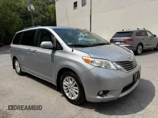 2014 Toyota Sienna XLE with VIN 5TDYK3DC3ES515209, listed as a Copart auction lot 66675225 with 343,135 mi miles and Clean title. Bid and sale history available at DreamBid. Image 1.