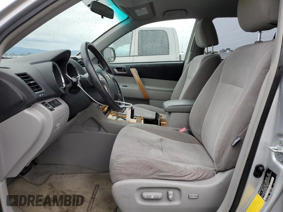 2009 Toyota Highlander Hybrid with VIN JTEEW41A892031335, listed as a Copart auction lot 79773104 with 204,504 mi miles and Salvage Title. Bid and sale history available at carsss.com. Image 7.