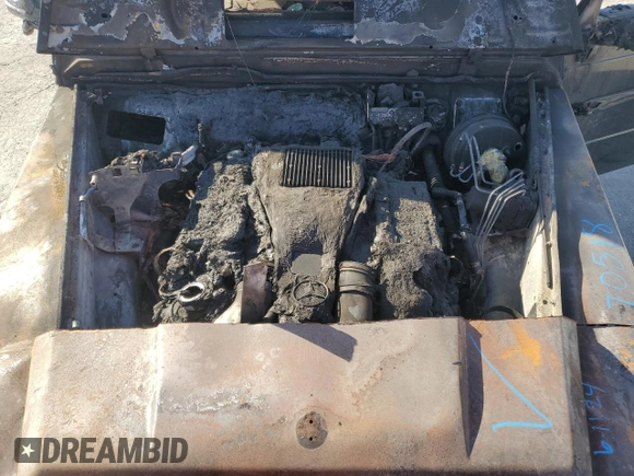 2018 Mercedes-Benz G 63 AMG z VIN WDCYC7DHXJX293248, wystawiony jako Copart lot #60883574 z przebiegiem Nie podano mil oraz Nie do naprawy • Non repairable. Historia ofert i sprzedaży dostępna na DreamBid. Obrazek 13.