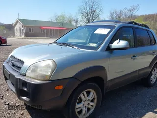 2006 Hyundai Tucson GLS with VIN KM8JN12D06U285856, listed as a IAAI auction lot 42112640 with 157,016 mi miles. Bid and sale history available at carsss.com. Image 13.